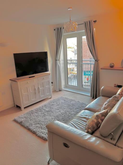 City Centre Apartment. Ρέξαμ Εξωτερικό φωτογραφία